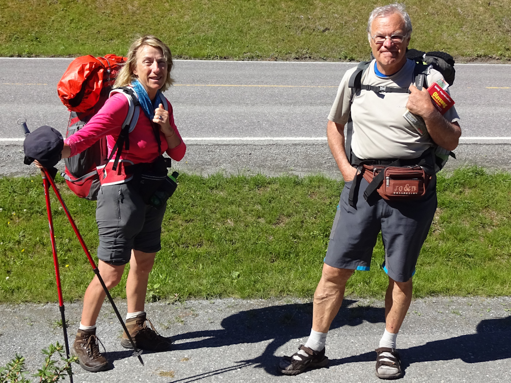 Zwei sportliche Italiener laufen !! von Oslo nach Trondheim (Pilgerweg).