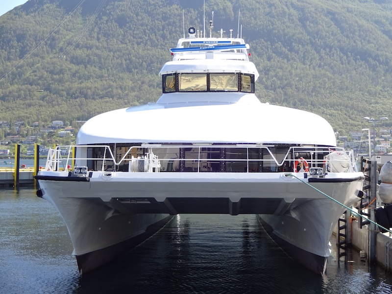 Unser Schnellboot nach Finnsnes