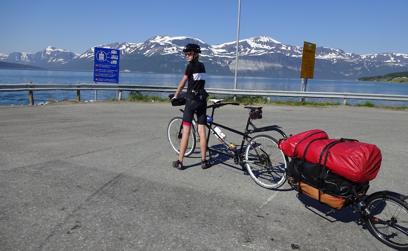 Fähre über den Ullsfjord